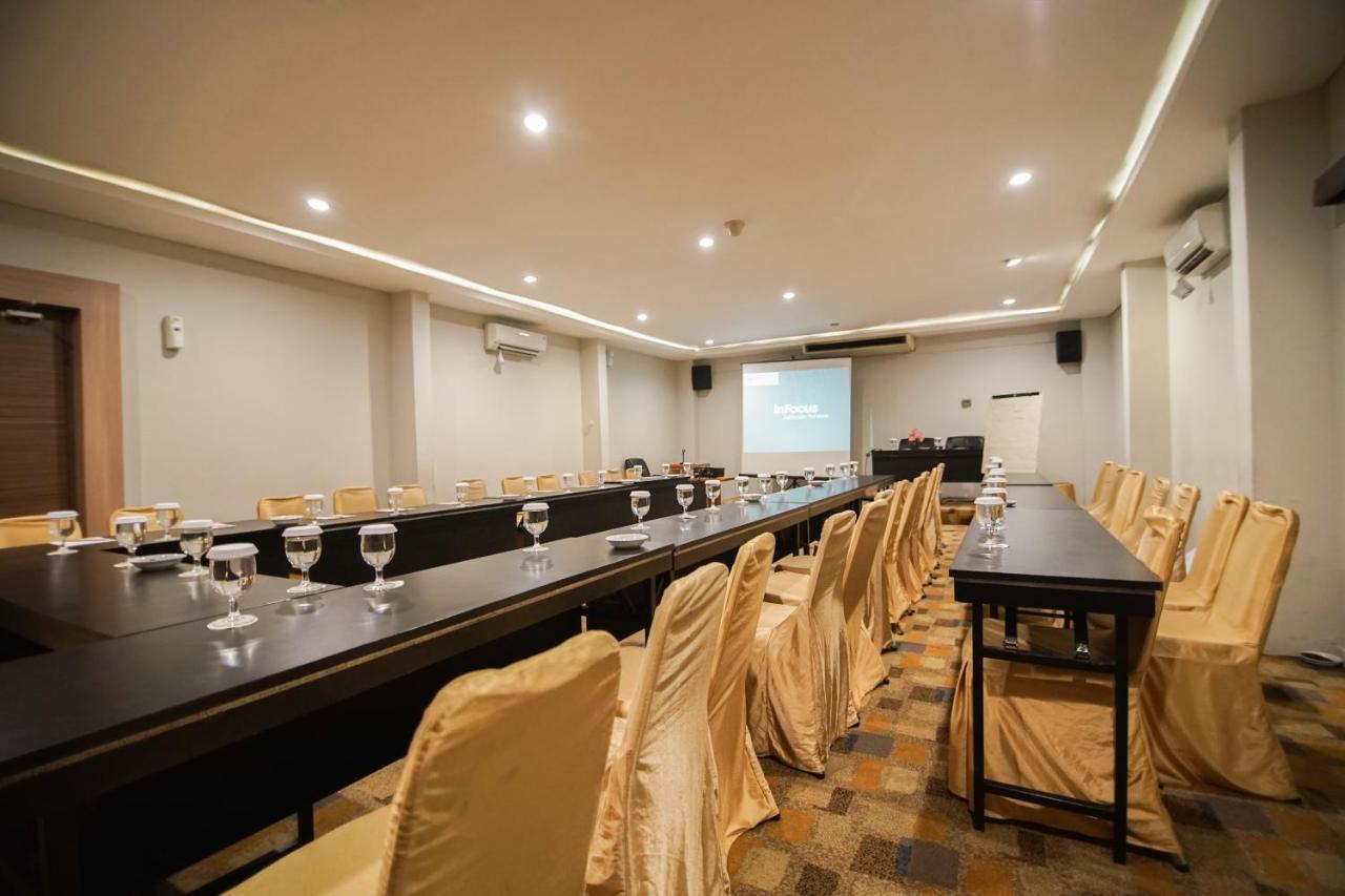Sofyan Hotel Soepomo Jakarta Extérieur photo