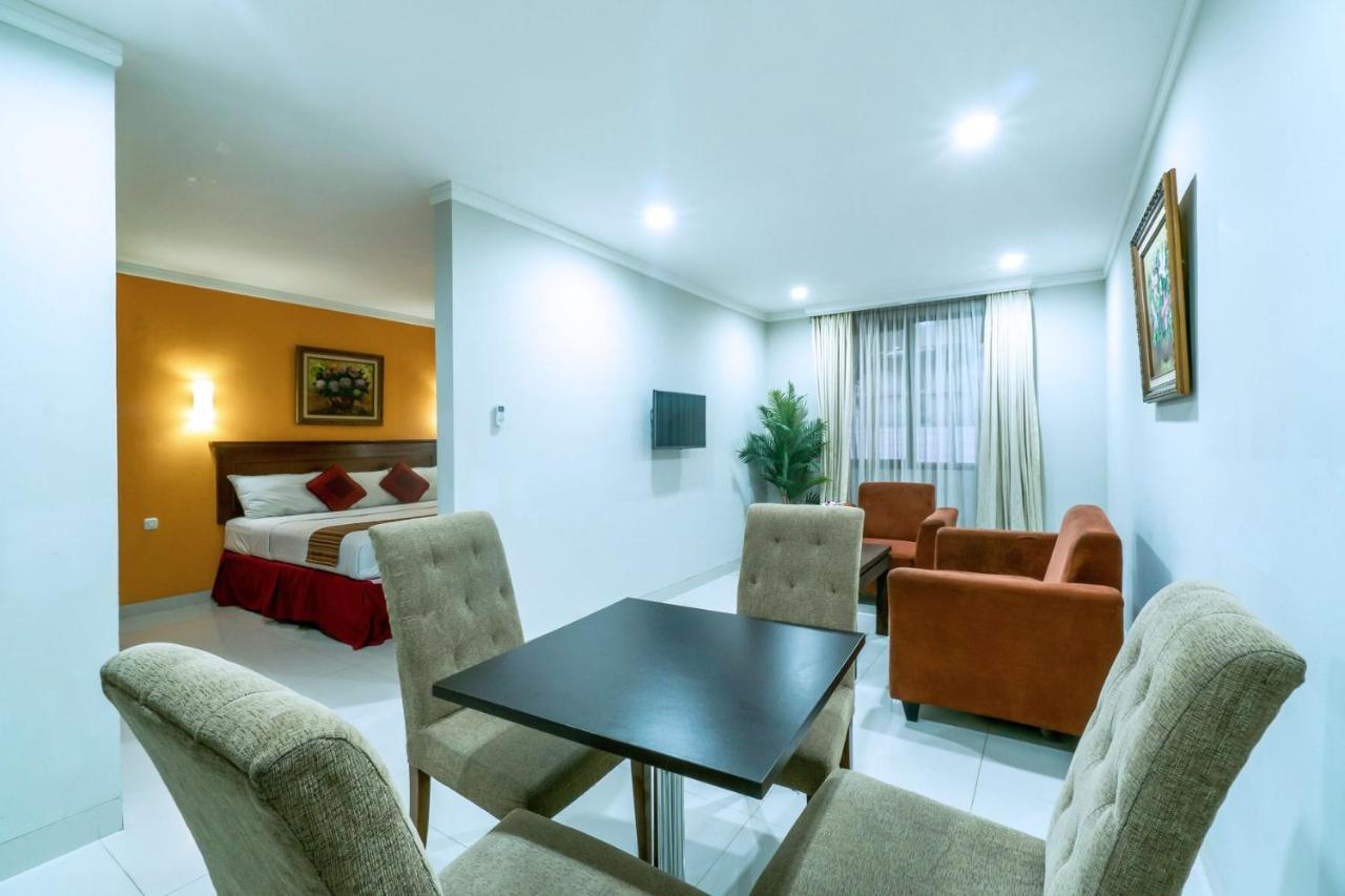 Sofyan Hotel Soepomo Jakarta Extérieur photo