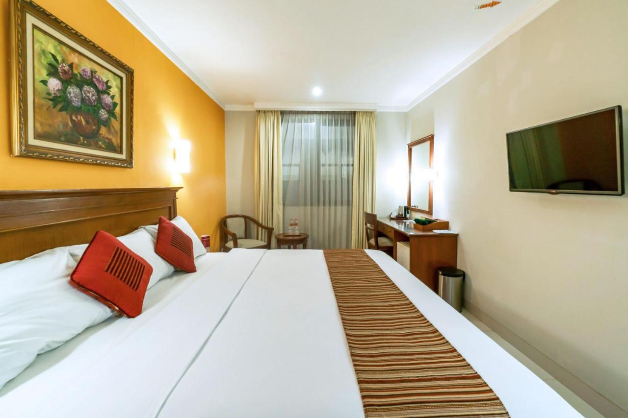 Sofyan Hotel Soepomo Jakarta Extérieur photo